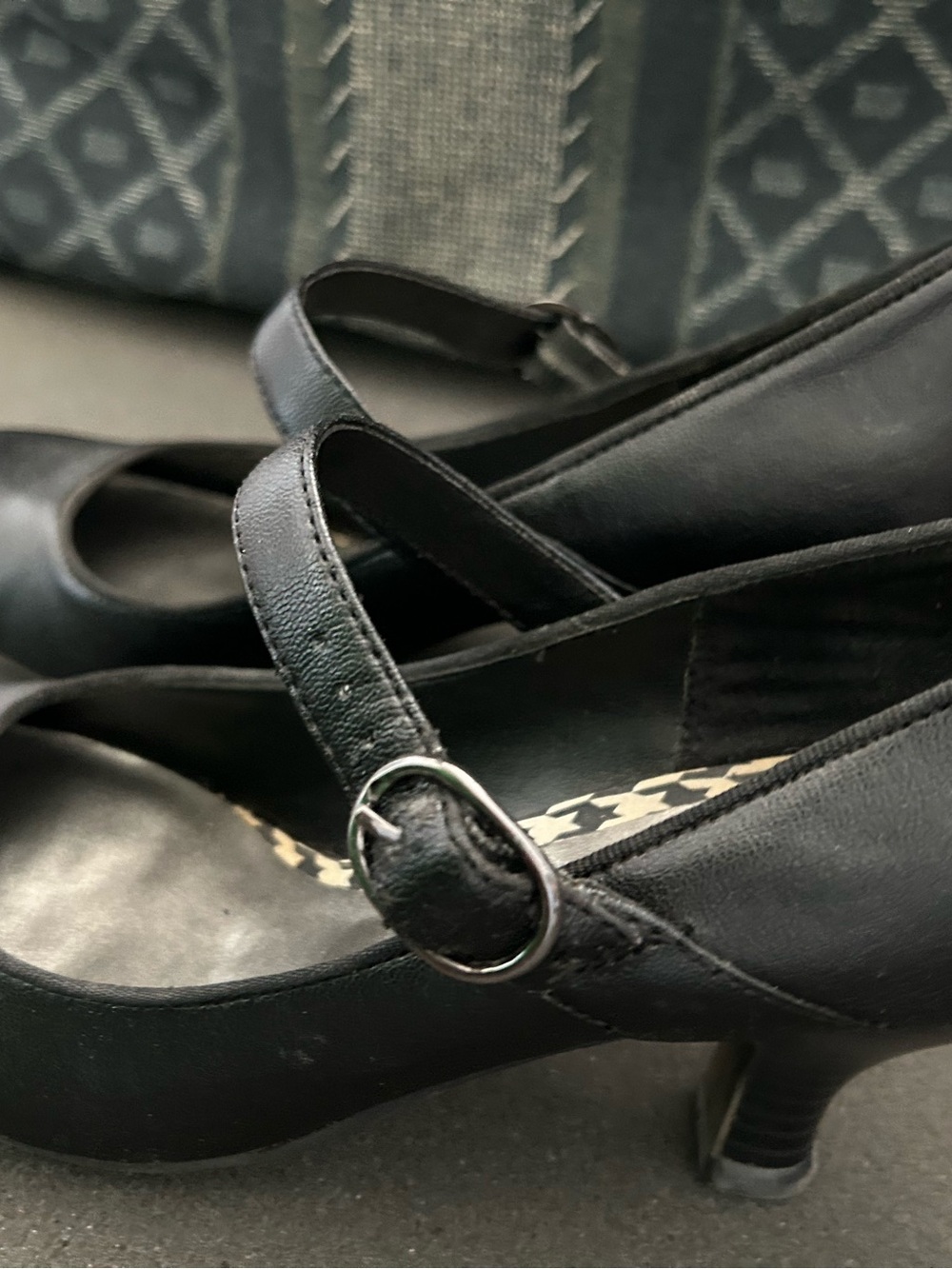 LOWER EAST SIDE Black Mary Jane Kitten Heel Pumps
